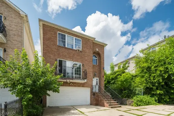 12 Seabury Ct, Newark City, NJ 07104
