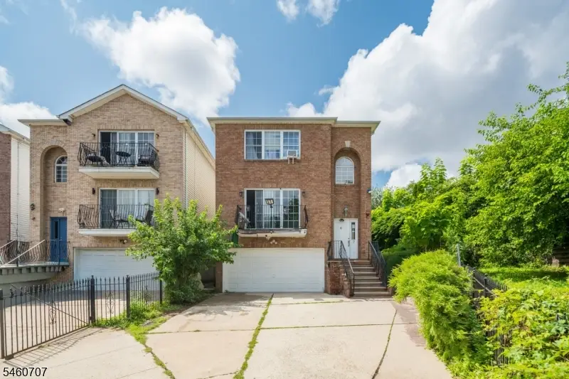 12 Seabury Ct, Newark, NJ 07104 - #2