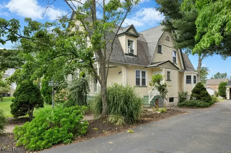 366 Broad St, Sewaren, NJ 07077 - #3