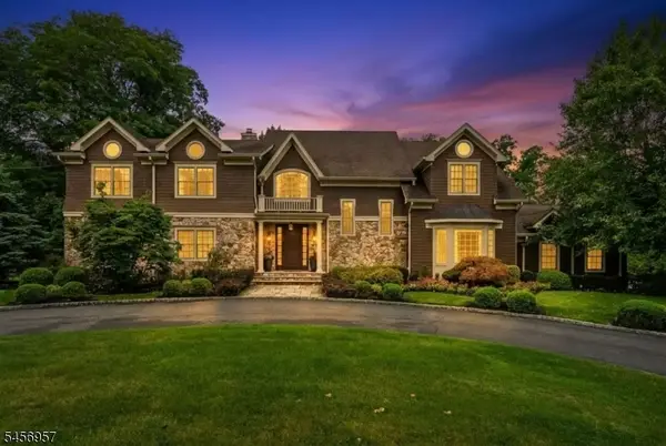 2 Hobson Drive, Livingston Twp., NJ 07039