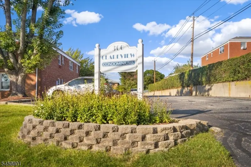 300 Claremont Ave, Verona, NJ 07044 - #1
