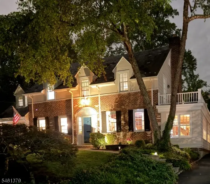 46 Claremont Dr, Maplewood, NJ 07040 - #2