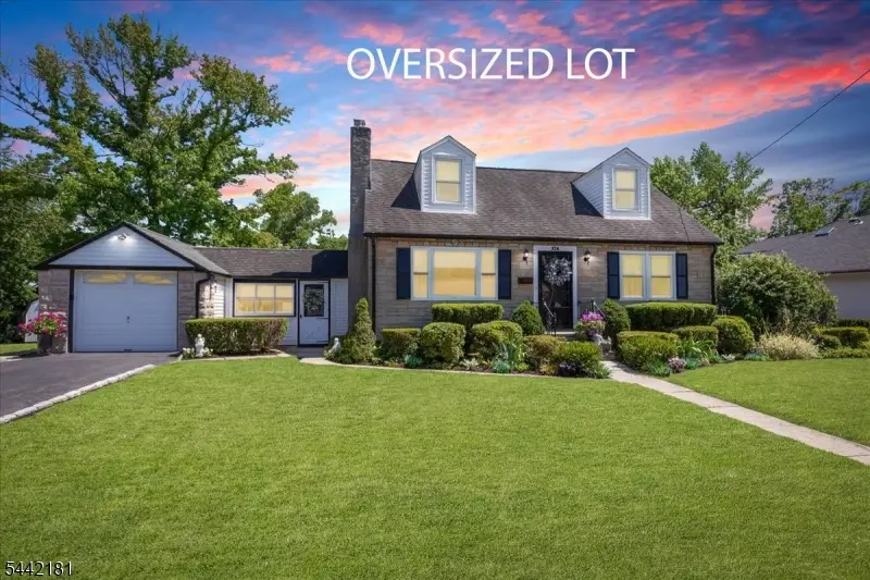 374 South Ave, Fanwood, NJ 07023 - #2