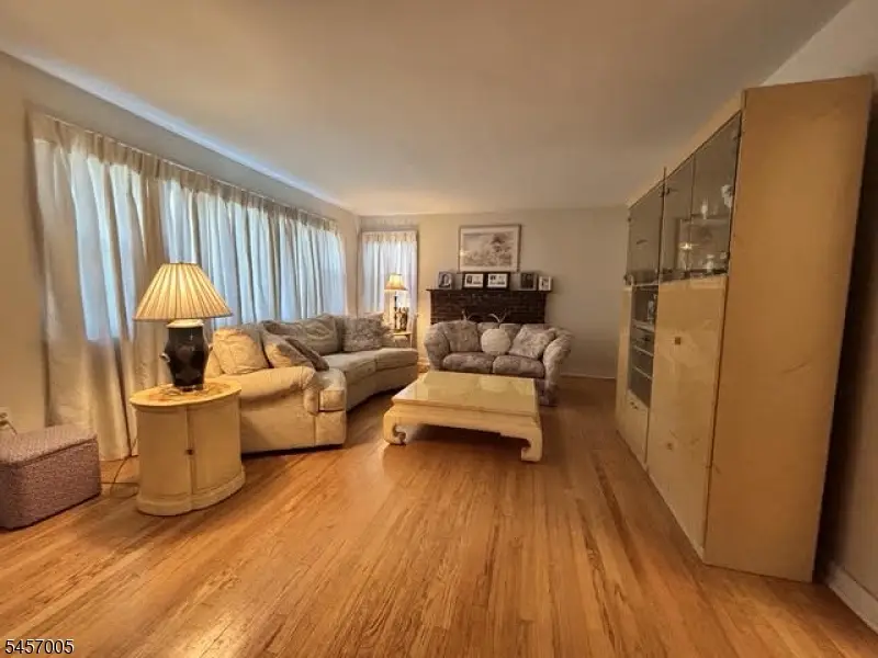 19 Debaun Ave, West Caldwell, NJ 07006 - #3