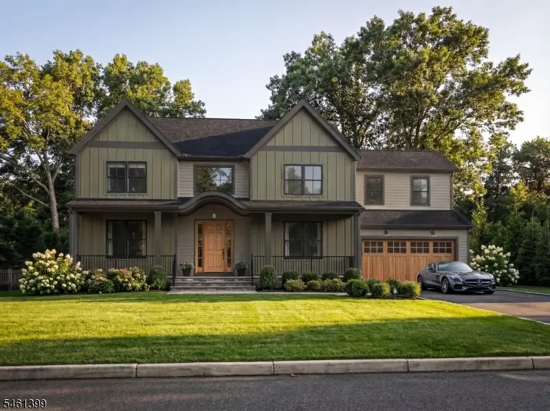 14 Ohio Ave, Metuchen, NJ 08840 - #1