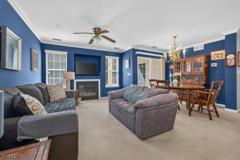 864 Honeybrook Cir, Lopatcong Overlook, NJ 08886 - #2