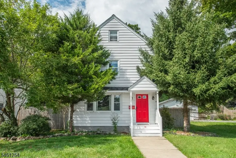 39 Fredericks St, Wanaque, NJ 07465 - #1