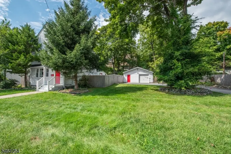 39 Fredericks St, Wanaque, NJ 07465 - #2