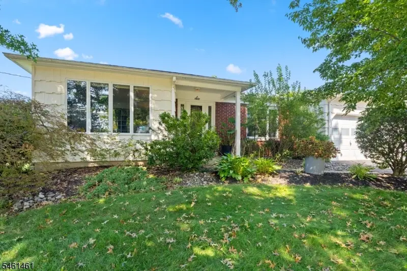6 Martin Ln, Hamilton, NJ 08619 - #2