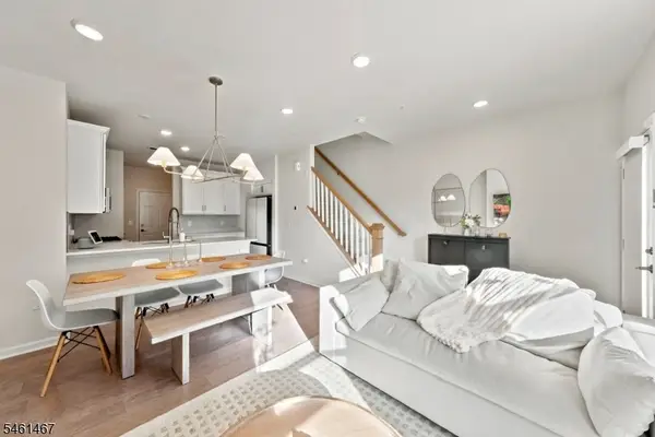7 Jessica Ln #1104, Union Twp., NJ 07083