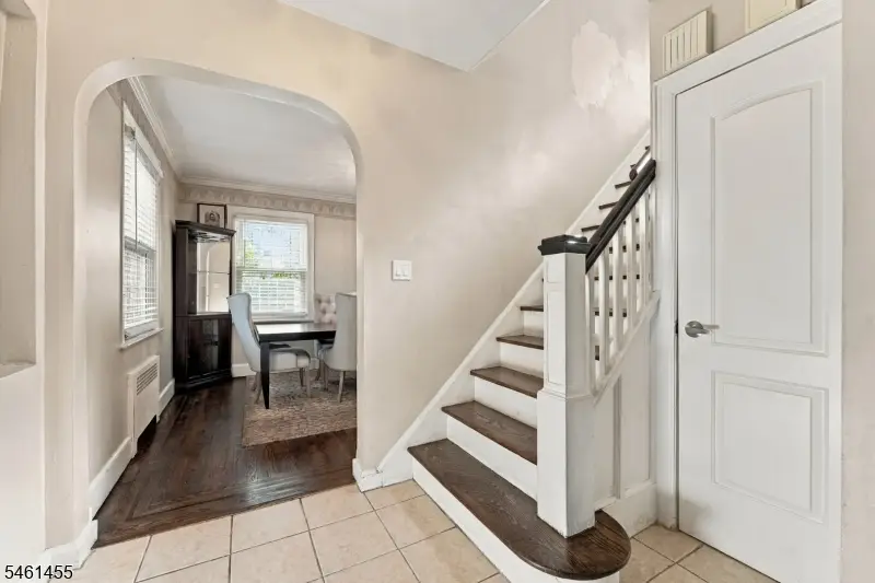 1521 Leslie St, Hillside, NJ 07205 - #3