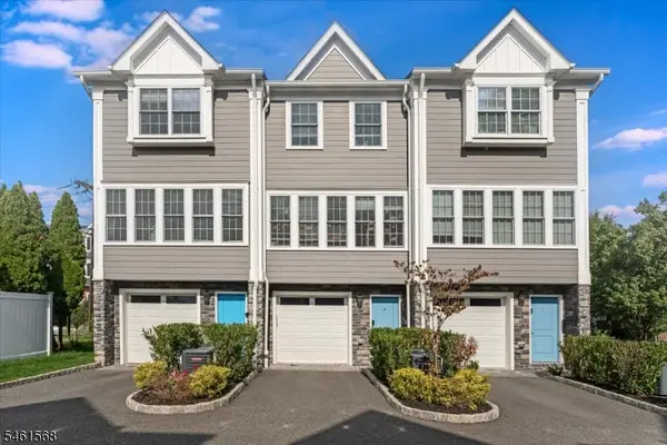 112 Cacciola Pl #A, Westfield Town, NJ 07090