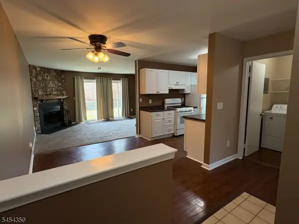 711 Spruce Hills Dr #711, Glen Gardner Boro, NJ 08826