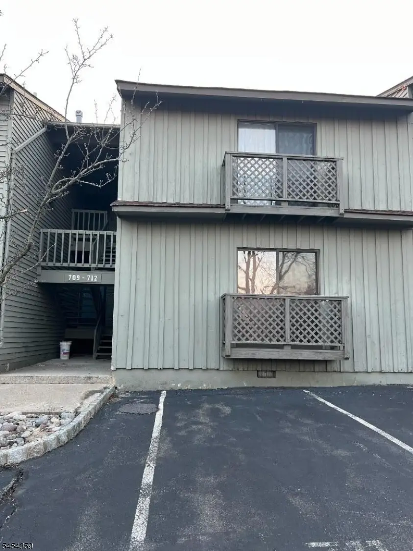 711 Spruce Hills Dr #711, Glen Gardner, NJ 08826 - #2