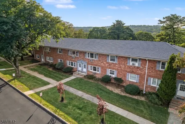 39 Wedgewood Drive #111, Verona Twp., NJ 07044