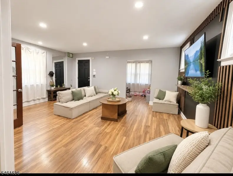81 Delmar Pl, Irvington, NJ 07111 - #3