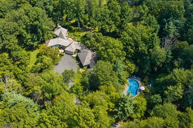 24-2 Douglass Ave, Bernardsville, NJ 07924 - #1