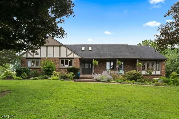 12 Craig Rd, Readington Twp., NJ 08853