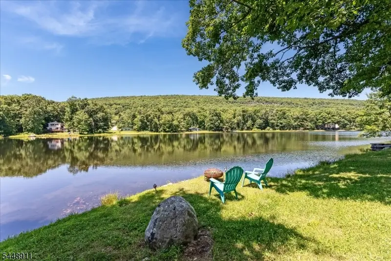 907 Plymouth Lake Dr, Stillwater, NJ 07860 - #3