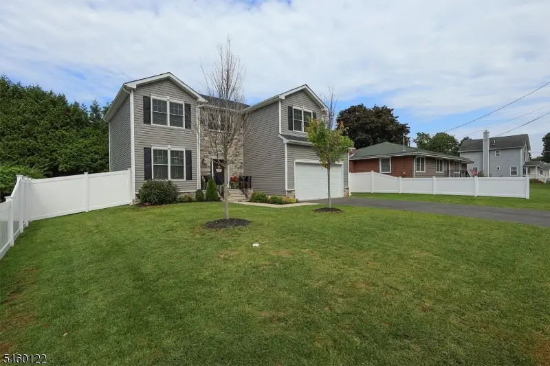 25 Ferromonte Ave, Kenvil, NJ 07847 - #3