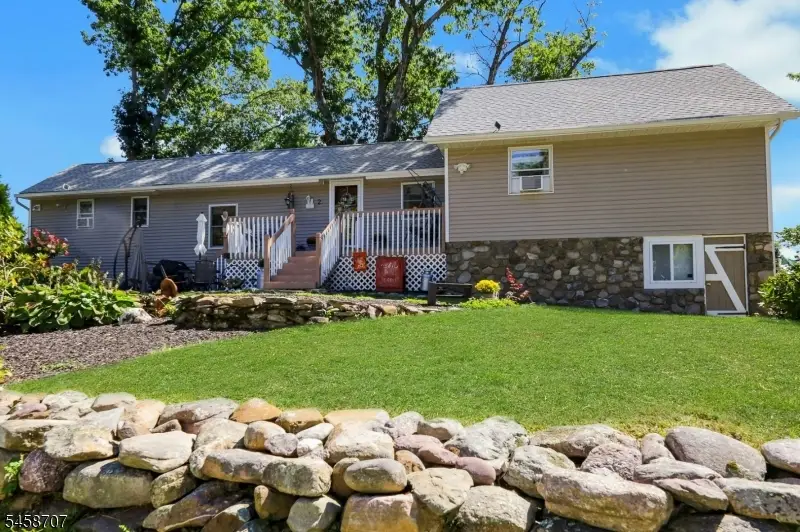 2 Kushaqua Trl, Hewitt, NJ 07421 - #3