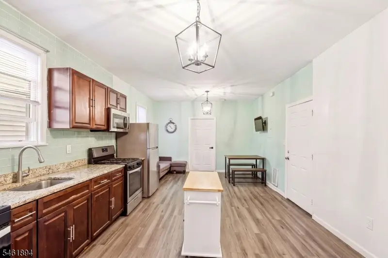 187 2nd St, Newark, NJ 07107 - #1