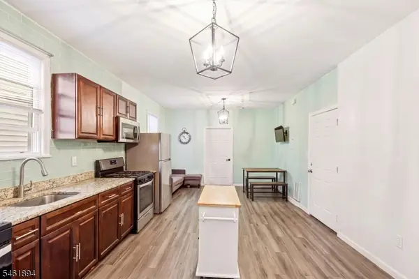 187 2nd St, Newark City, NJ 07107