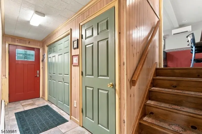 9 Melrose Ave, West Milford, NJ 07480 - #3
