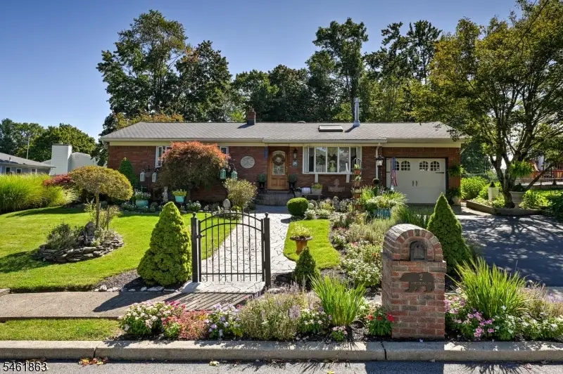 2 Armstrong Dr, Oak Ridge, NJ 07438 - #1