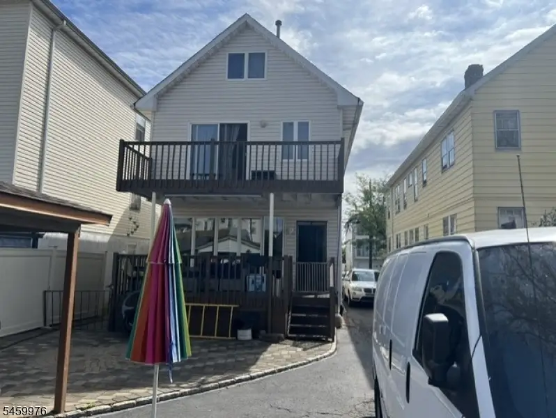 828 Van Buren Ave, Elizabeth, NJ 07201 - #2