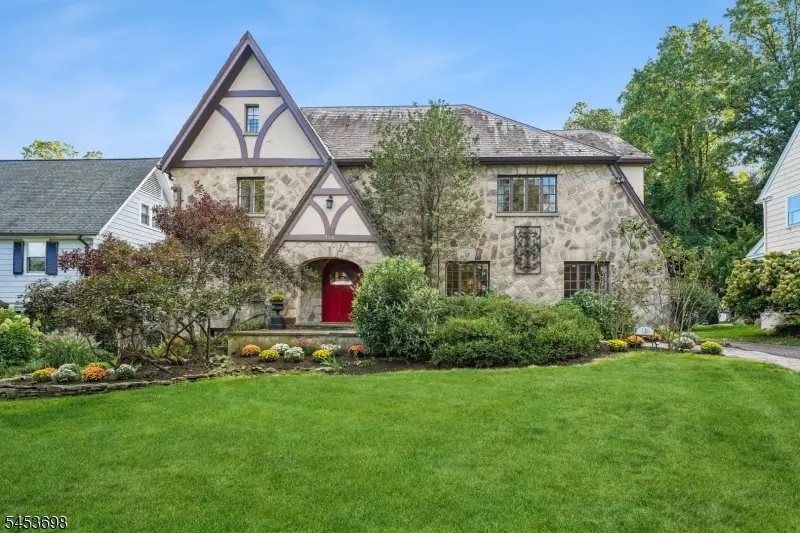 136 Summit Ave, Montclair, NJ 07043 - #1