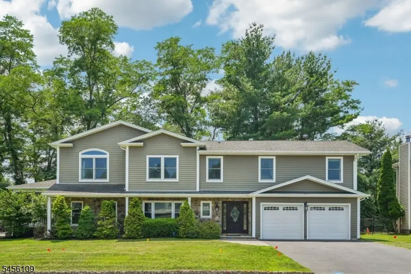 23 Chicopee Dr, Wayne, NJ 07470 - #1