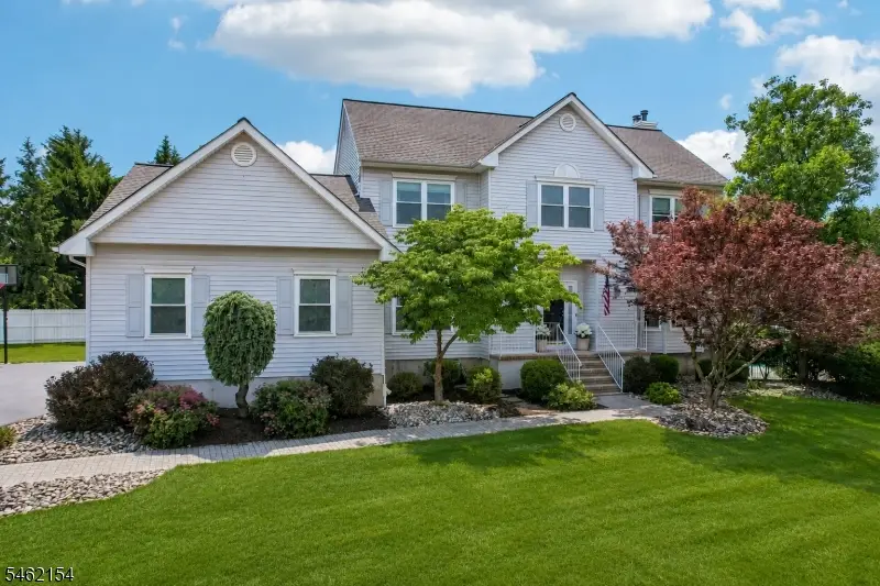 33 Hughey Ln, Hillsborough, NJ 08844 - #2