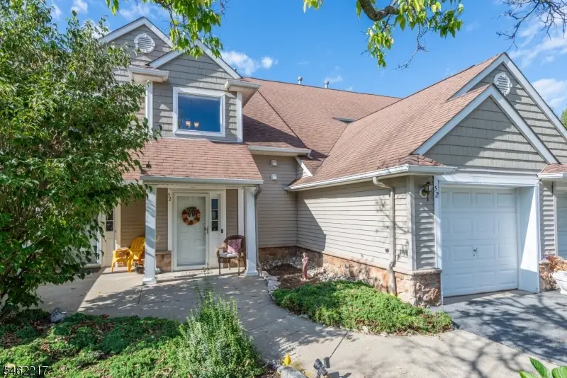 52 Bourne Ci, Hardyston, NJ 07419 - #1