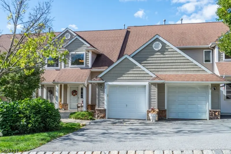 52 Bourne Ci, Hardyston, NJ 07419 - #3