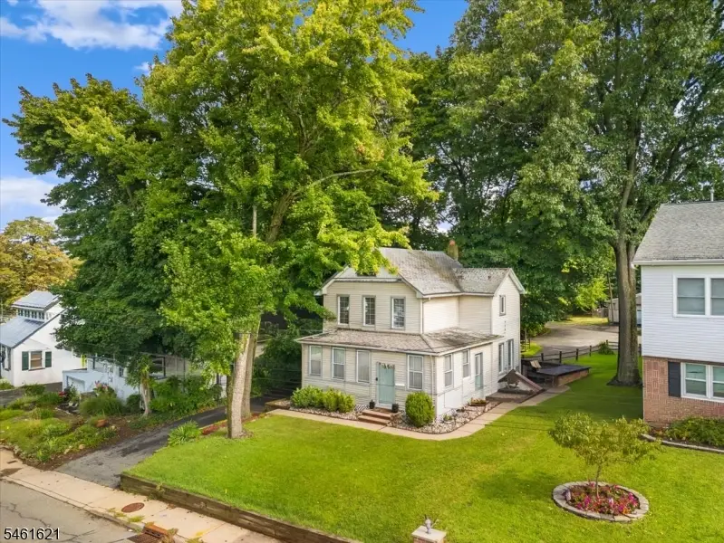 113 Harrison Ave, Roseland, NJ 07068 - #2
