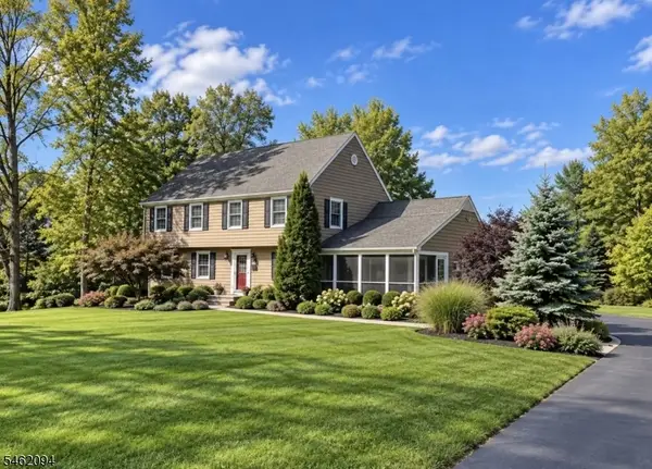 2 Timberline Dr, Bridgewater Twp., NJ 08807
