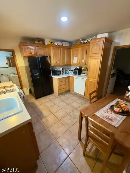15 Hensler St, Newark City, NJ 07105