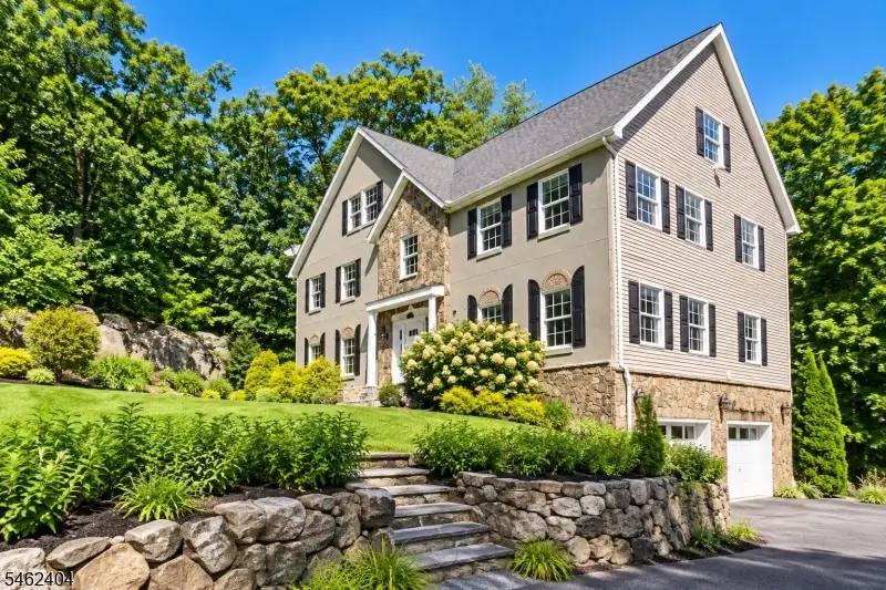 14 Hidden Valley Dr, Highland Lakes, NJ 07462 - #1
