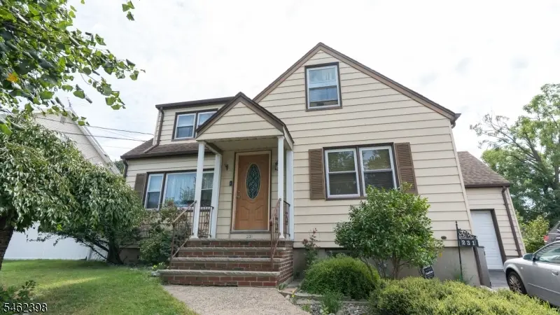 231 Globe Ave, Connecticut Farms, NJ 07083 - #1