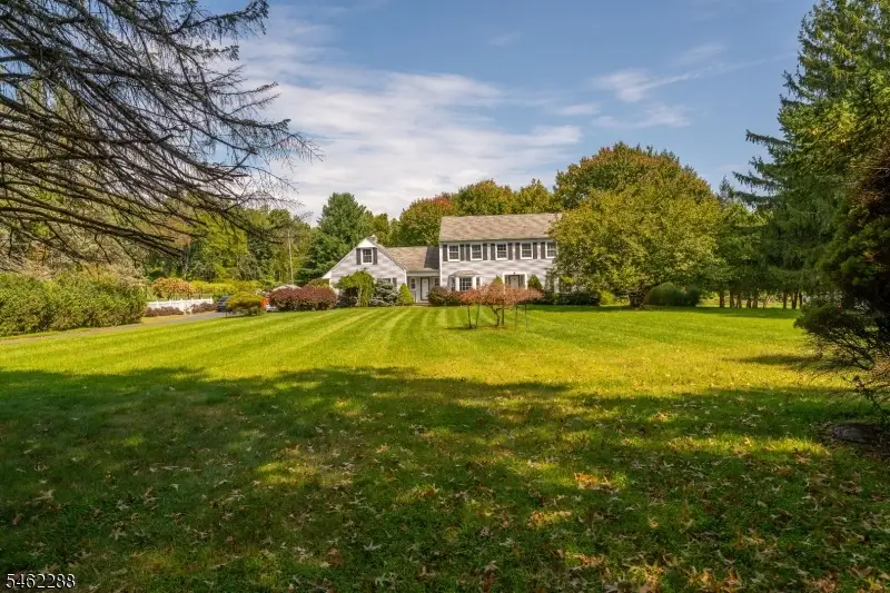 9 Sierra Dr, Washington, NJ 07830 - #3
