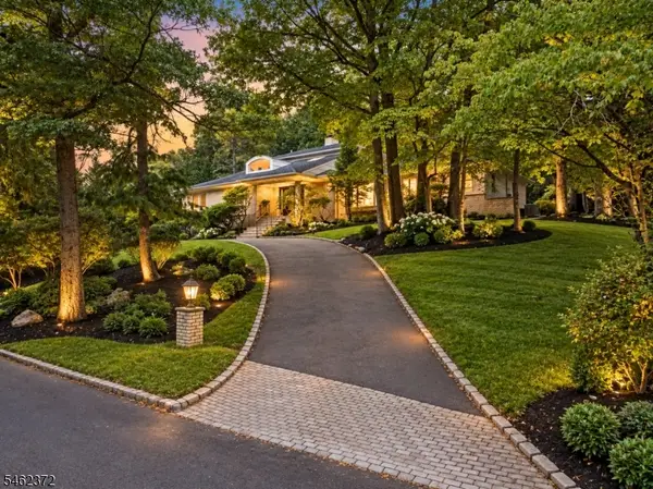 76 Mohawk Rd, Millburn Twp., NJ 07078