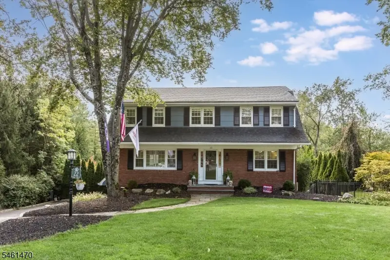 22 Sloping Hill Ter, Packanack Lake, NJ 07470 - #1