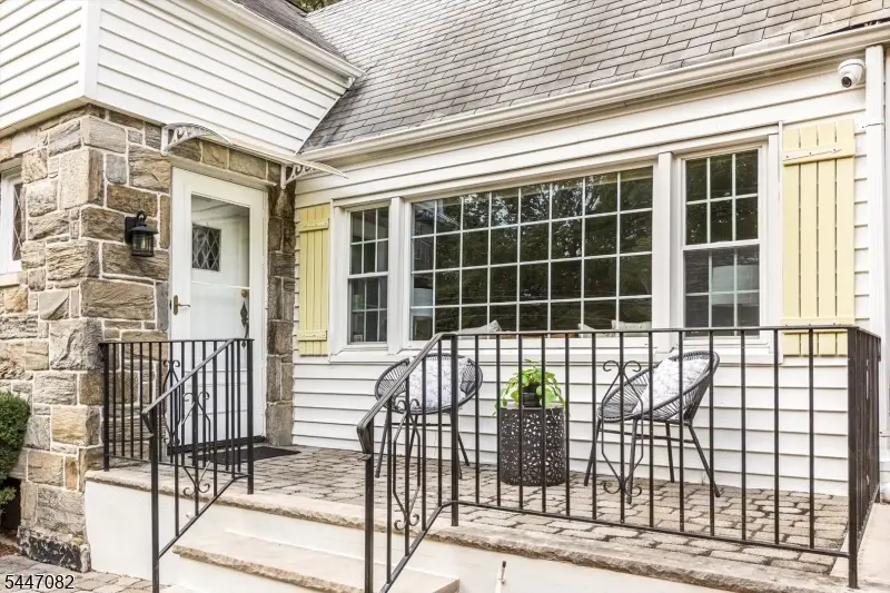 157 Laurel Ave, Livingston, NJ 07039 - #2