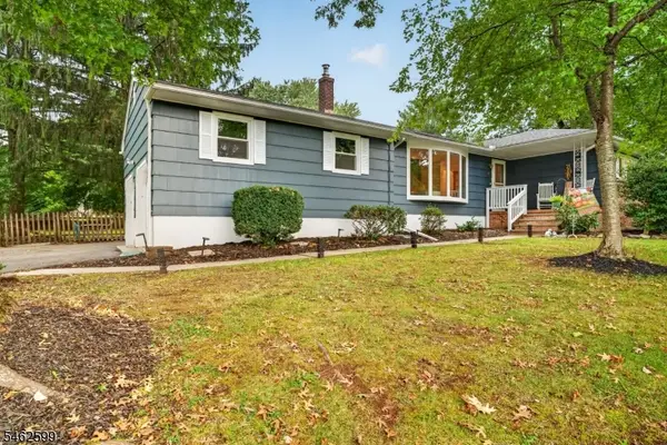 8 Molly Bee Rd, Raritan Twp., NJ 08822