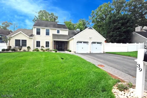39 Susquehanna Trl, Branchburg Twp., NJ 08876