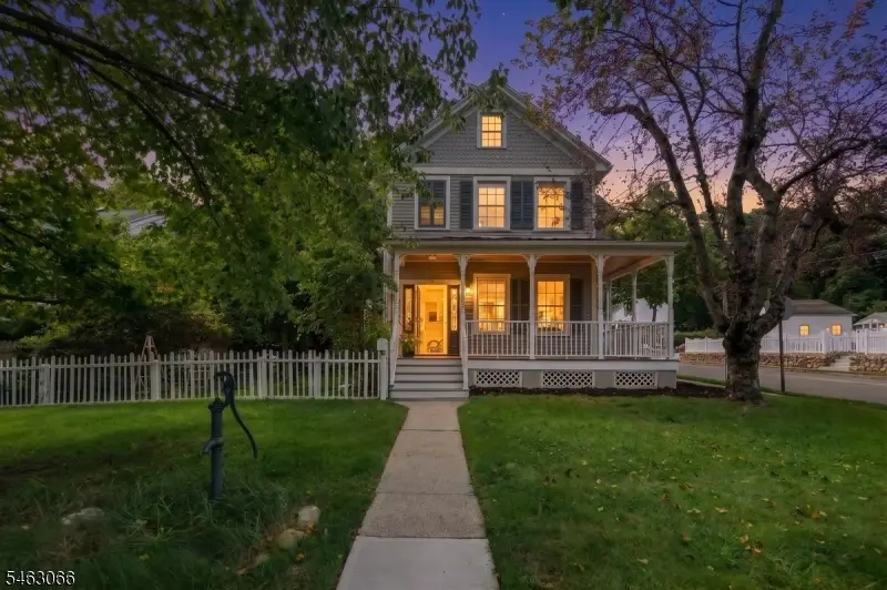66 Hillside Ave, Midland Park, NJ 07432 - #1