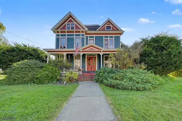 401 W Moore St, Hackettstown Town, NJ 07840