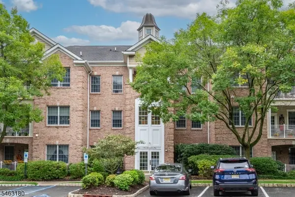 19 Zachary Way, Mount Arlington Boro, NJ 07856