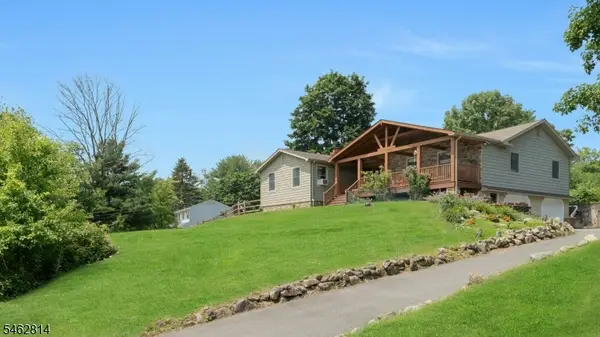 4 Northbrae Dr, Rockaway Twp., NJ 07866